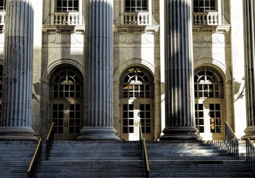 courthouse-1223279